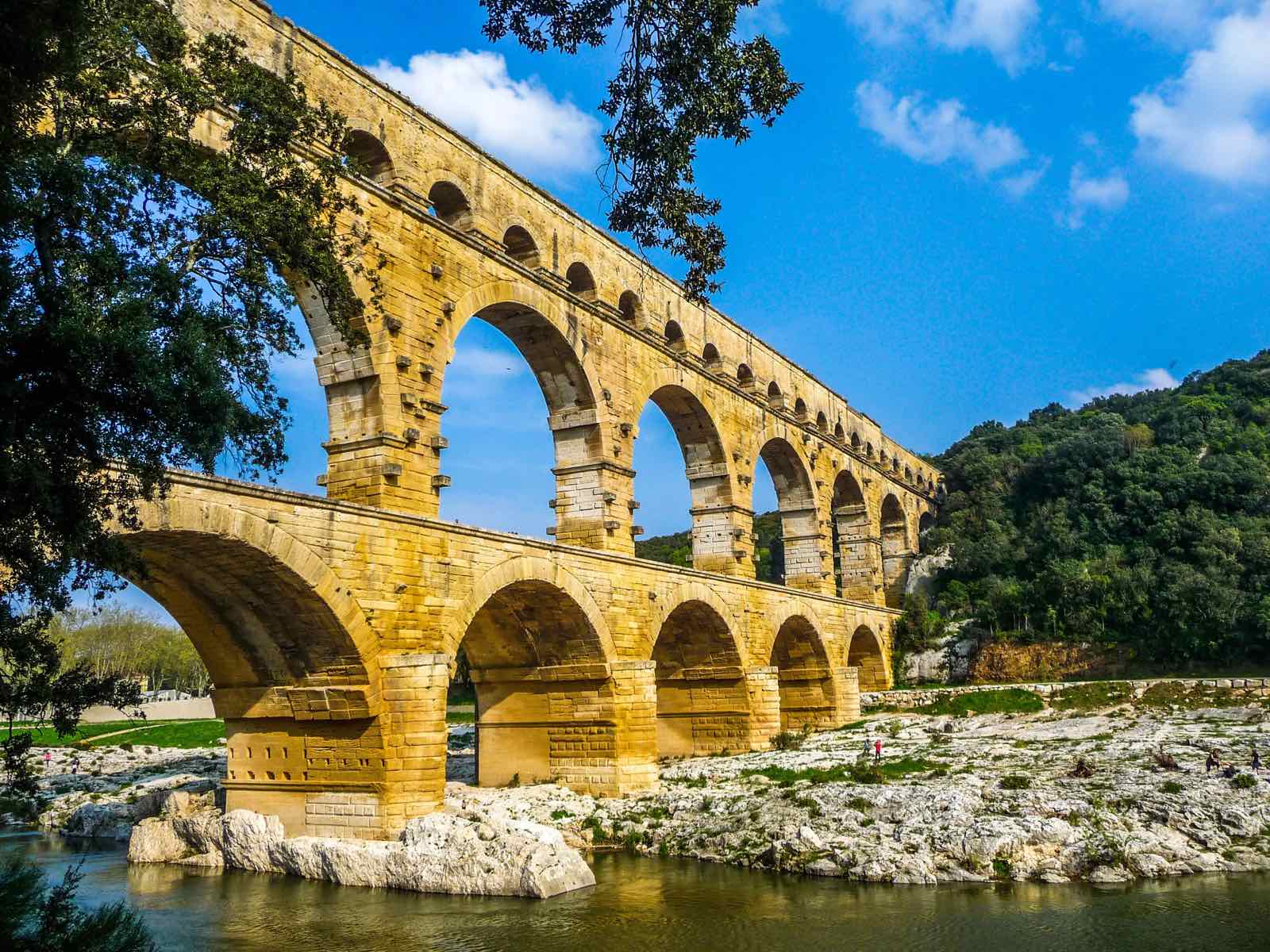 Le Pont du Gard, aqueduc romain à quelques kilomètres d'Uzès